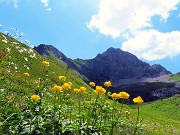 57 Bianche nuvole meridiane sulla Corna Piana